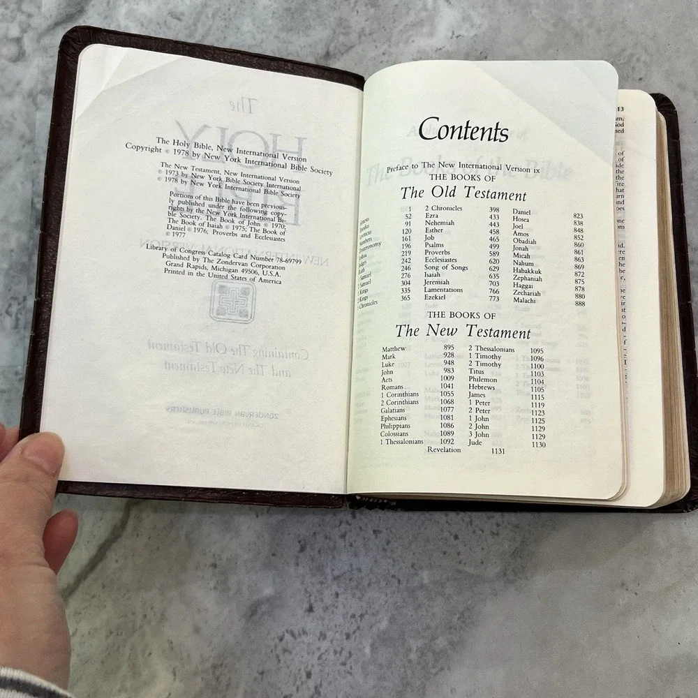 Zondervan NIV Holy Bible 1978 New International Version Brown Compact Vintage